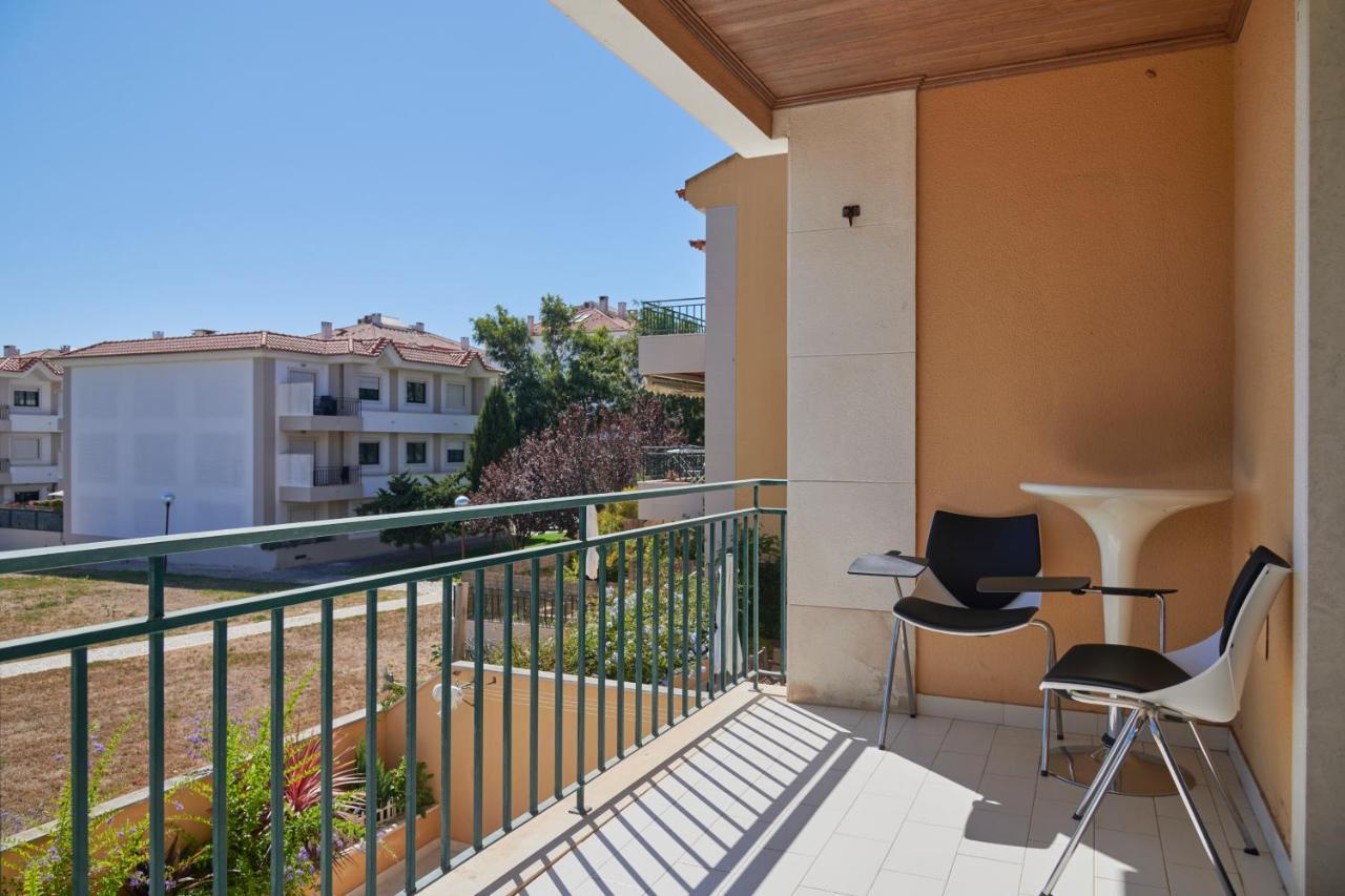 Apartamento Junto Nova&Praia Carcavelos II Екстер'єр фото
