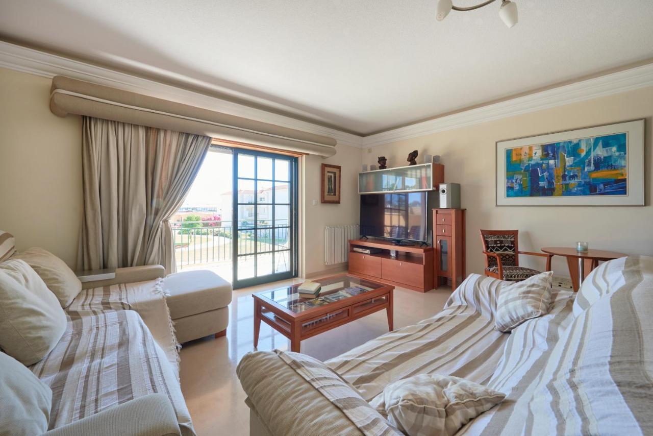 Apartamento Junto Nova&Praia Carcavelos II Екстер'єр фото