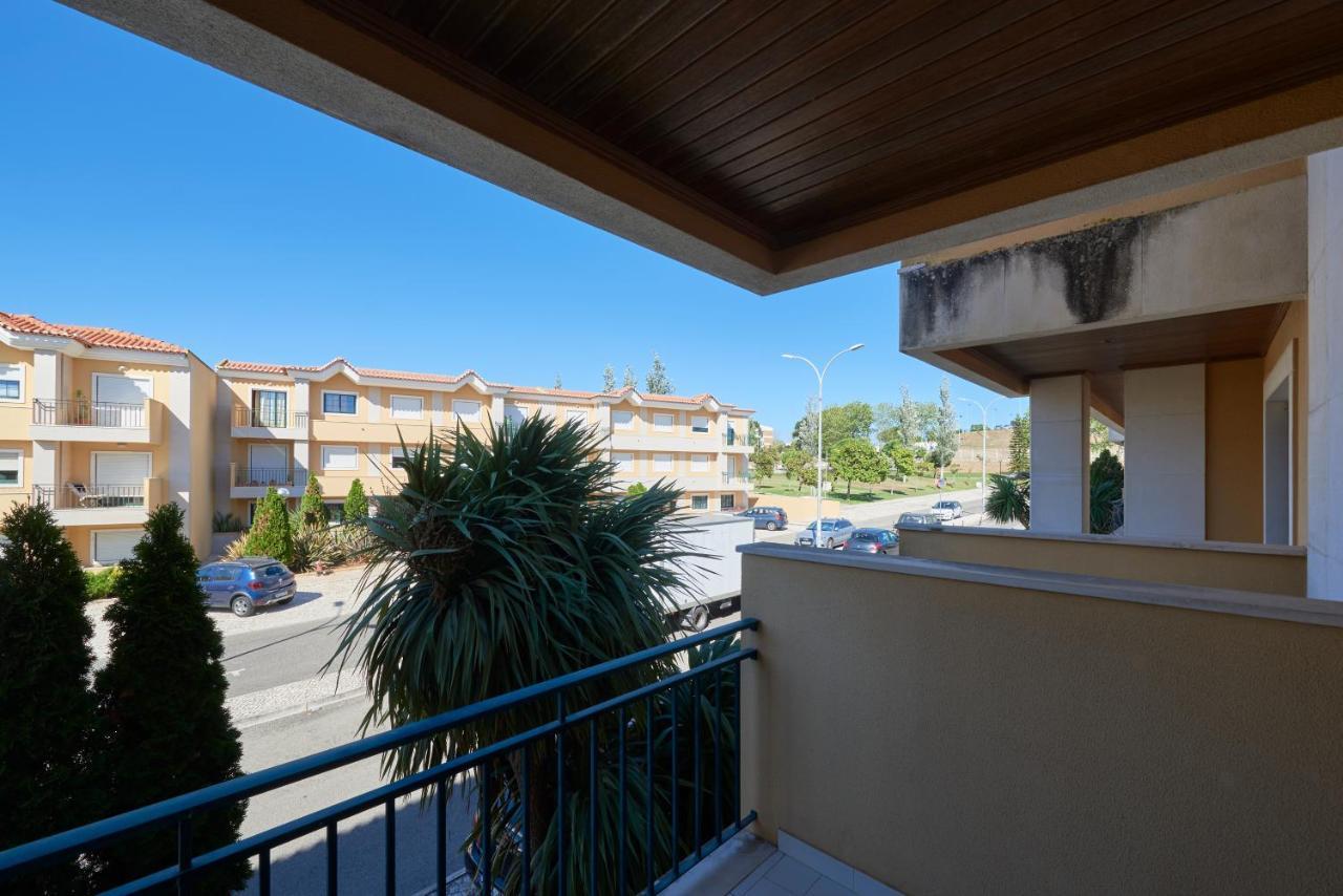 Apartamento Junto Nova&Praia Carcavelos II Екстер'єр фото